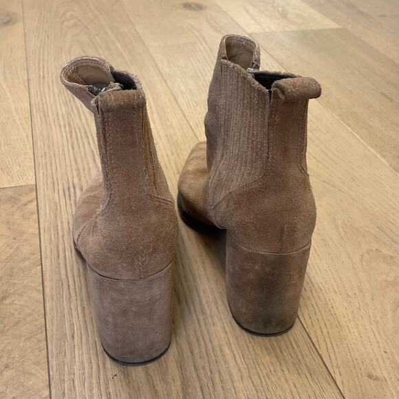 Tony Bianco Suede Leather Block Heel Ankle Bootie Pointed Toe Boot 8 - Picture 4 of 7